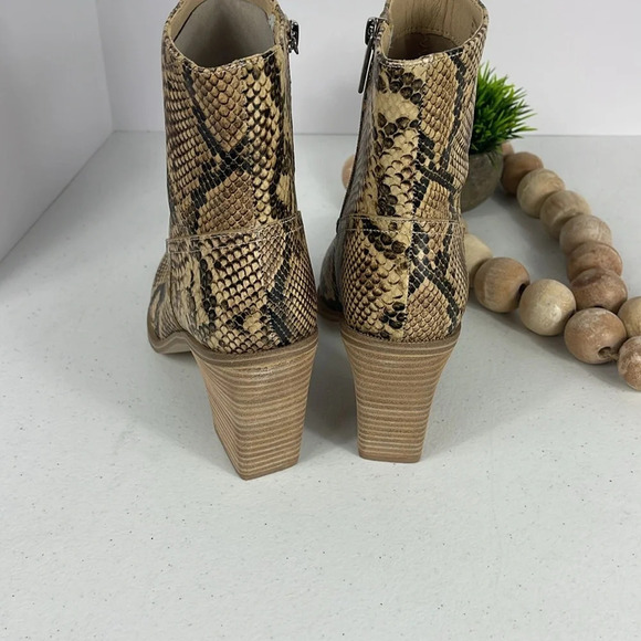 STEVE MADDEN
Women's Elene Pointed-Toe Booties Sz 8 NIB - Picture 5 of 12